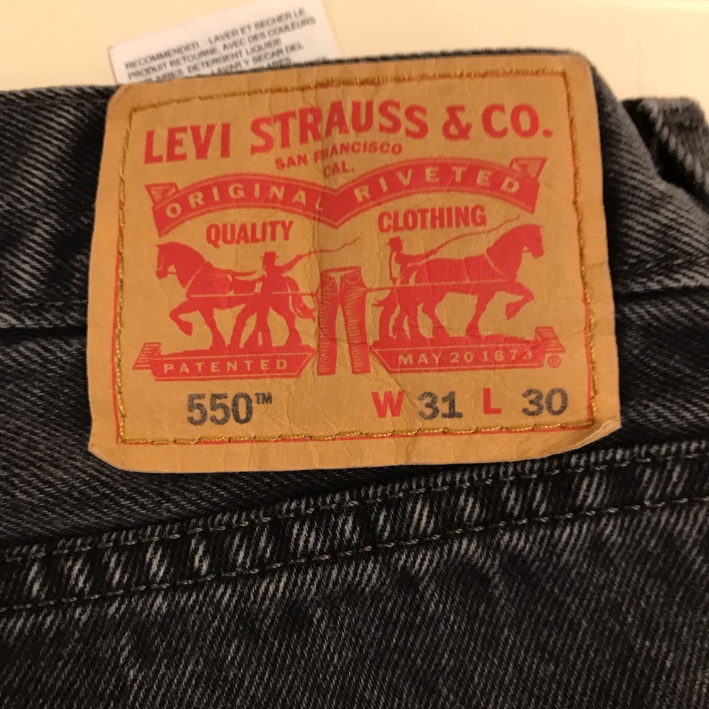 Black Levi Strauss jeans